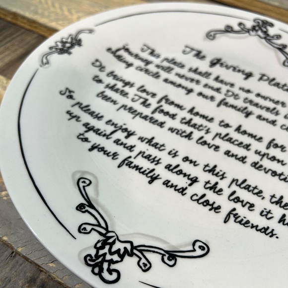 NIB {The Giving Plate} White 10.5" Round [Katie ❤︎ Mandy] Sharing Dish | Gift - Picture 7 of 12